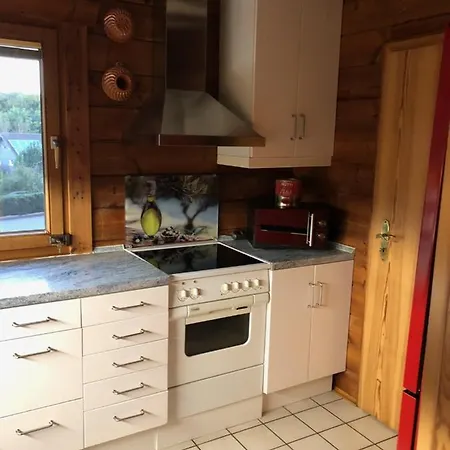Gemuetliches Holzhaus In Idyllischer Lage بيت للعطل Ruppichteroth